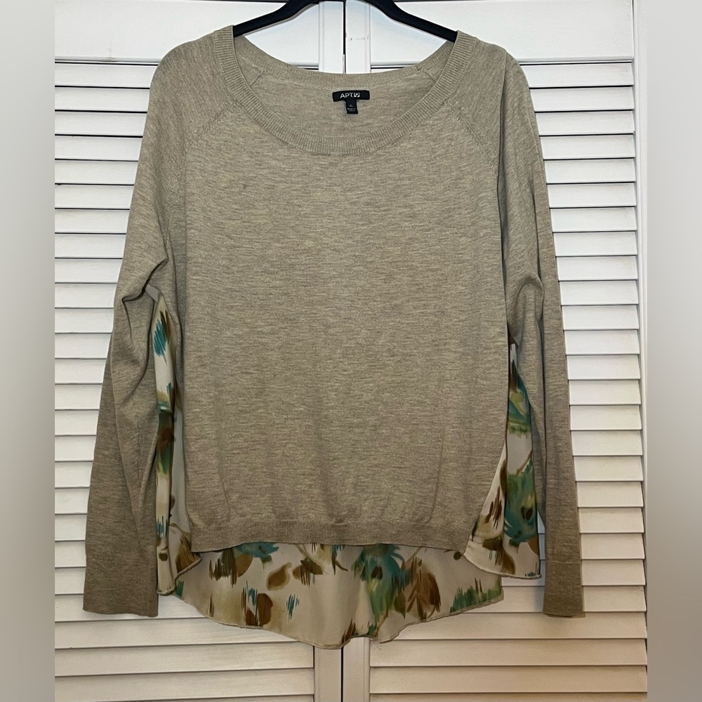 Apt 9 xl top